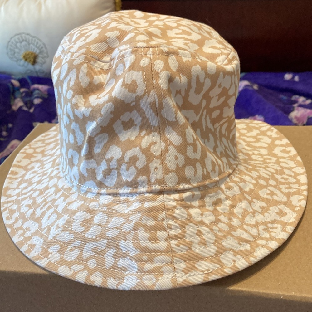 JCrew Factory printed bucket hat - Picture 2 of 4